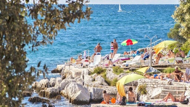 Beach - Apartments and rooms Valentin, (15136), Vrsar, hr (Vrsar)