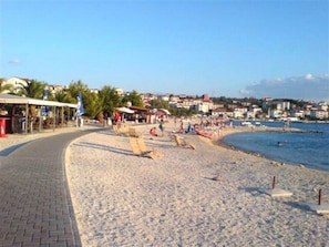 Beach nearby - Apartments Dragica, (9295), Okrug Gornji, hr (Okrug Gornji)