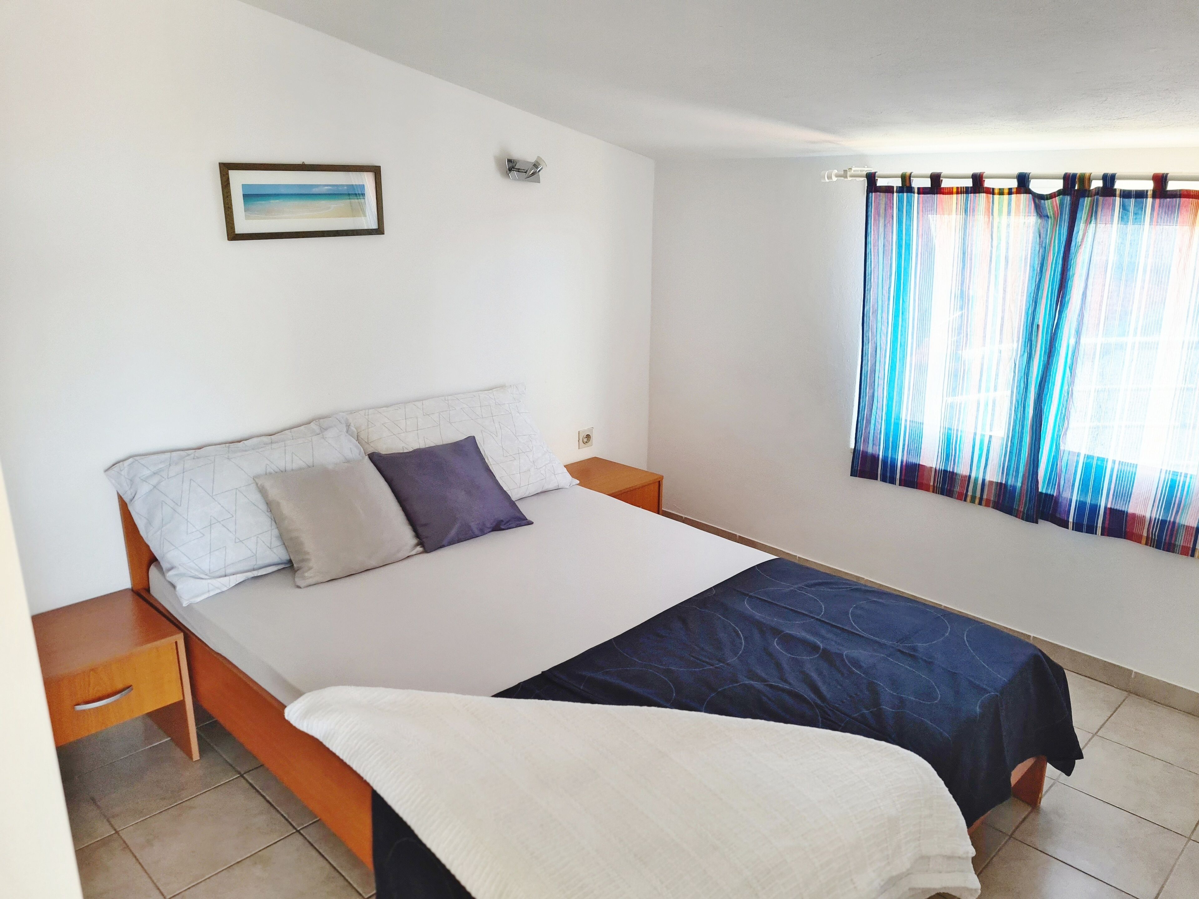 1 habitación, internet y ropa de cama 