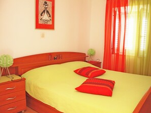 1 chambre, accès Internet, draps fournis