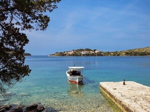 On the beach - Apartments Adela, (2312), Pasadur, hr (Pasadur)