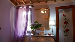 Interior - Chianti Holiday House, private jacuzzi up to 6 pax (Fietri)