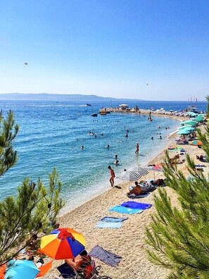 Beach nearby - Apartments Ivica, (8200), Makarska, hr (Makarska)