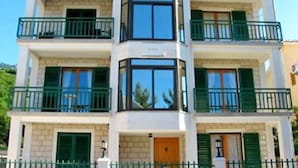 Exterior - Apartments Desiree, (10142), Orebic, hr (Orebic)