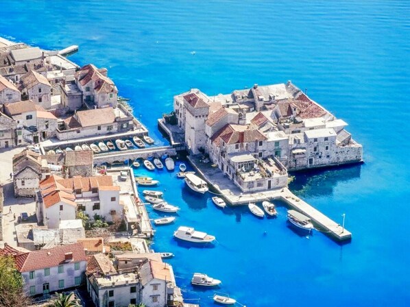 Marina - Apartments Dujo, (15846), Kaštel Gomilica, hr (Kaštel Gomilica)