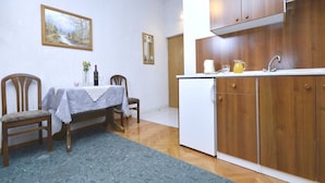 Fridge, cookware/dishes/utensils - Apartments Ana, (13812), Baška Voda, hr (Ba��ka Voda)
