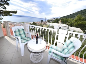 Terrace/patio - Apartments Ana, (13812), Baška Voda, hr (Ba��ka Voda)