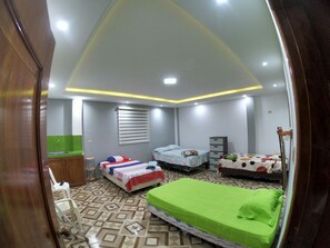 6 bedrooms, free WiFi