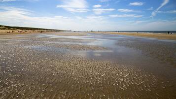 In Strandnähe, Liegestühle