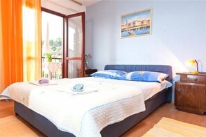 1 chambre, accès Internet, draps fournis