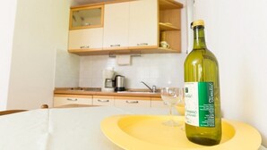 Unclassified image, 2 of 17, button - Apartments Ines, (1974), Rovinj, hr (Rovinj)