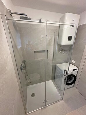 Dusche, Haartrockner