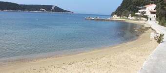 Apartments Vesna, (14405), Kampor, Croatia