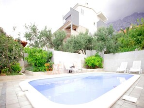 Pool - Apartments Velimir, (13847), Makarska, hr (Makarska)