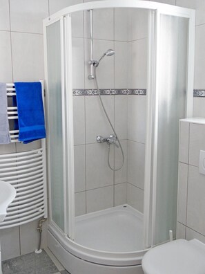 Douche, séchoir à cheveux