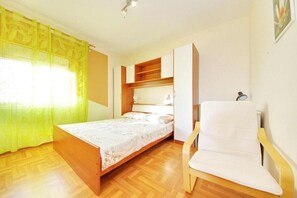 2 Schlafzimmer, Internetzugang, Bettwäsche