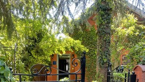 Property grounds - Apartment Melita, (15315), Pobri, hr (Pobri)
