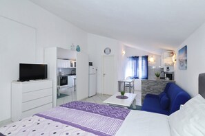 1 bedroom, Internet, bed sheets