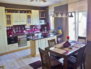 Private kitchen - Apartment Marko, (14608), Kaštel Stari, hr (Kaštel Stari)