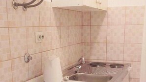 Unclassified image, 2 of 17, button - Apartments Jela, (15070), Makarska, hr (Makarska)