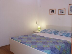 2 chambres, accĂšs Internet, draps fournis