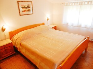 1 bedroom, Internet, bed sheets