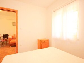 1 bedroom, Internet, bed sheets