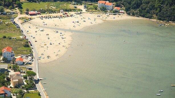 Beach nearby - Apartments Vesna, (13901), Kampor, hr (Kampor)