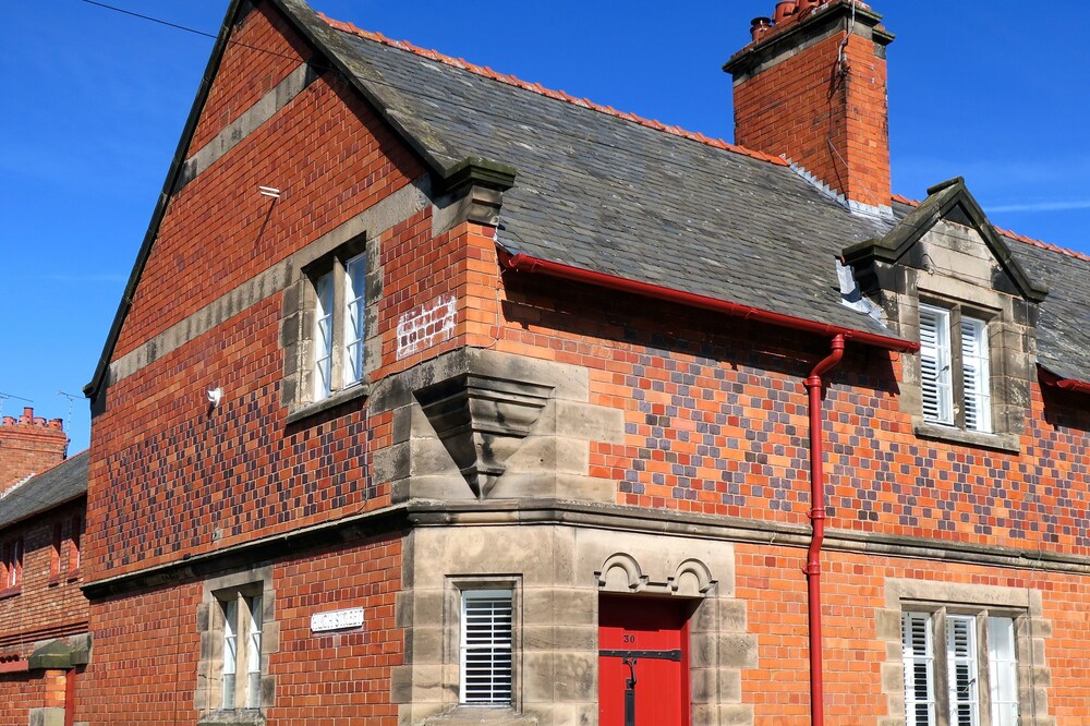 Grade II Listed Loveliness, Overleigh, Handbridge, Chester
