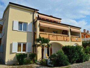Exterior - Apartments Mira, (15266), Punat, hr (Punat)