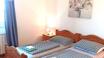 1 dormitori, Internet i roba de llit