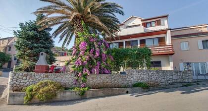 Apartment Valentina, (12875), Mali Lošinj, hr