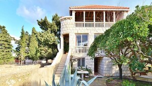 Exterior - Apartments Lino, (14534), Sumartin, hr (Sumartin)