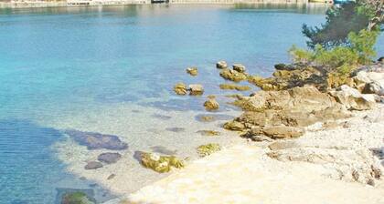 Holiday home Ivana, (13641), Stari Grad, hr