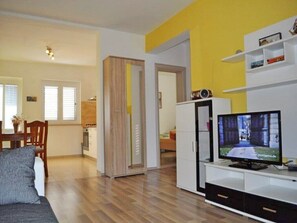 TV - Apartments Željko, (12978), Lumbarda, hr (Lumbarda)