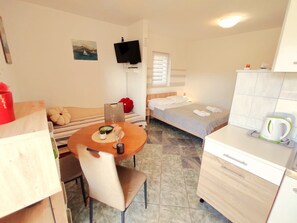 1 bedroom, Internet, bed sheets