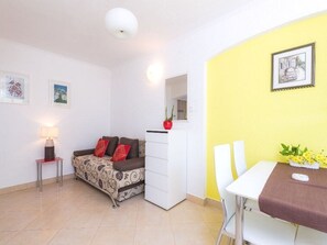 Interior - Apartments Krešimir, (10299), Bol, hr (Bol)