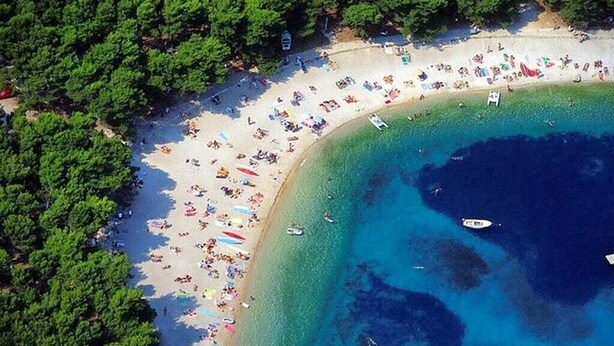 Platja a a prop 