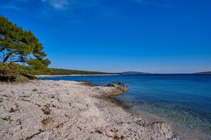 Beach nearby - Apartments Maria, (14400), Cunski, hr (Cunski)