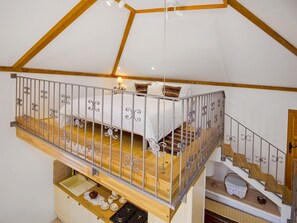 1 soverom, strykejern/-brett, internettilgang og sengetøy