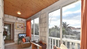 TV - Apartments Lino, (14535), Sumartin, hr (Sumartin)