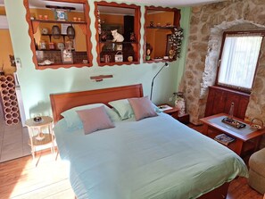 1 bedroom, Internet, bed sheets