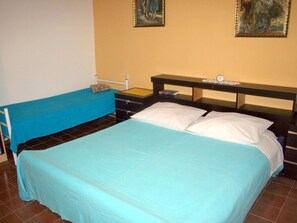 2 habitaciones, acceso a internet y ropa de cama