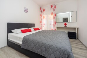 2 Schlafzimmer, Internetzugang, Bettwäsche