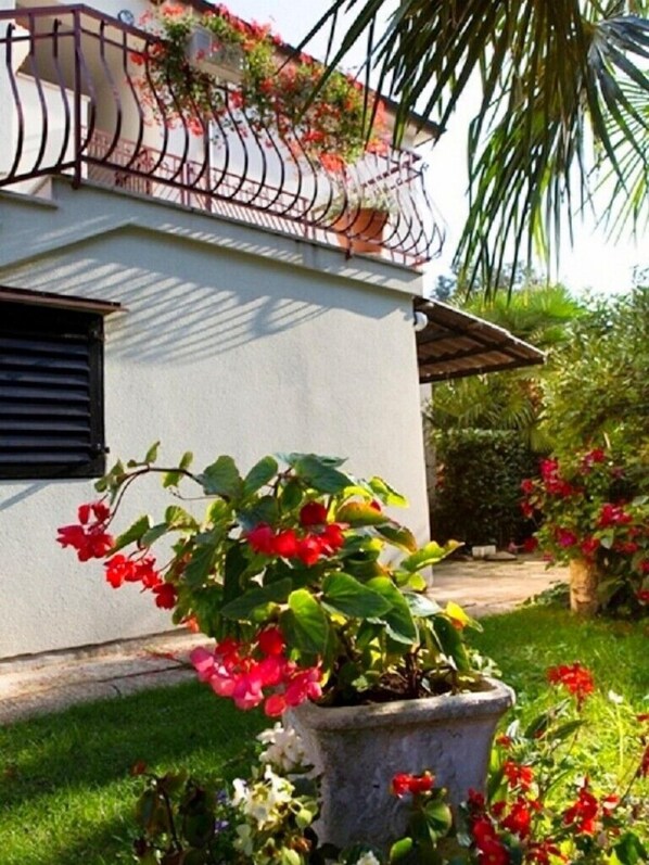 Exterior detail - Apartments Silva, (14789), Rovinj, hr (Rovinj)