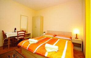 1 dormitori, Internet i roba de llit