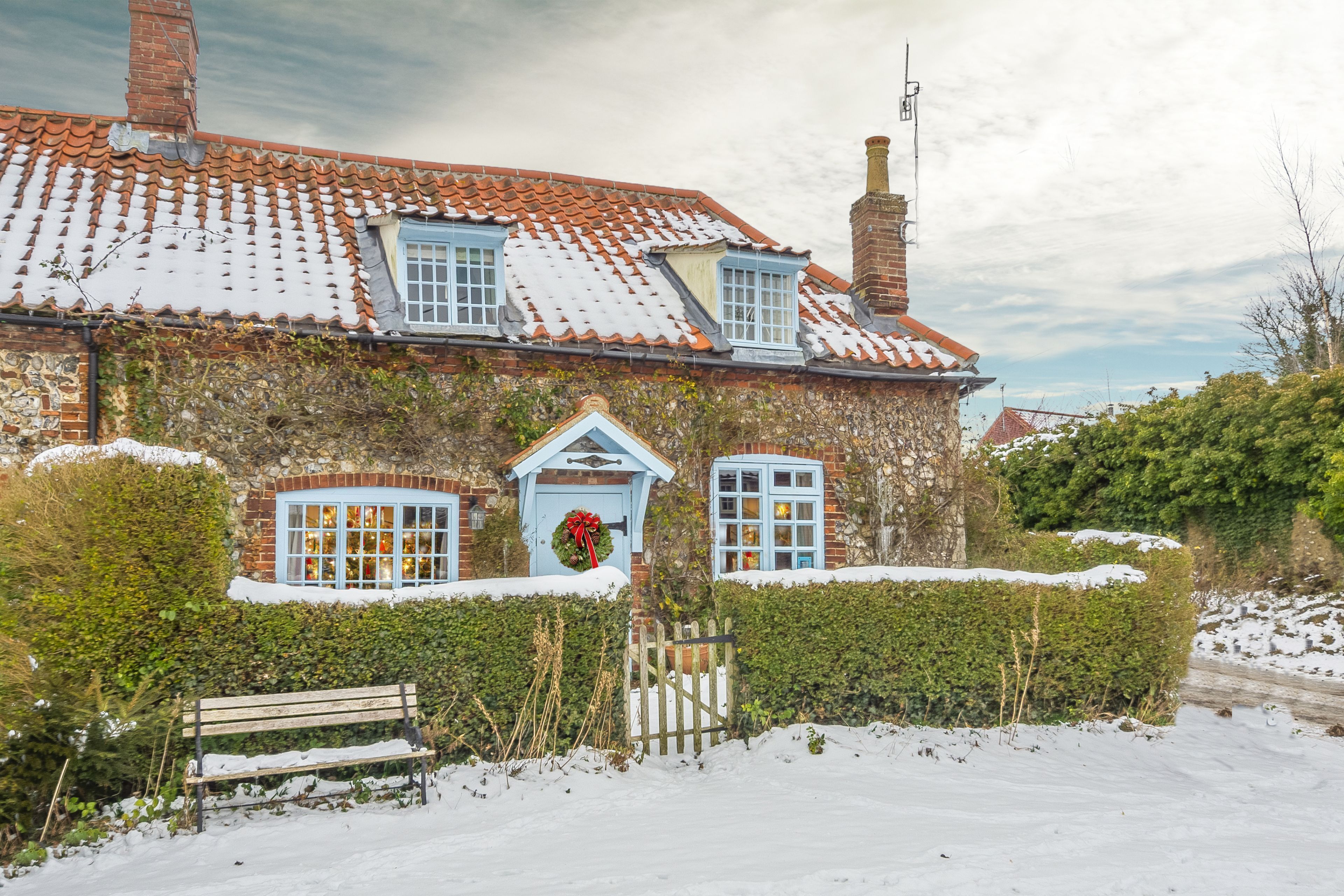 Brooke Cottage, Great Walsingham: A little 'chocolate box' cottage.