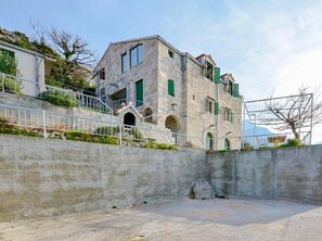 Exterior - Apartments Boris, (13429), Brela, hr (Brela)