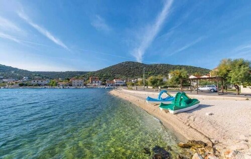 Holiday home Marin, (14536), Vinišce, hr