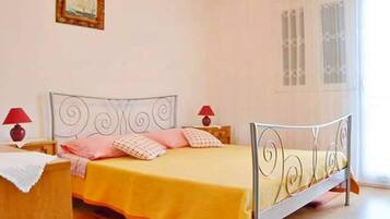 1 chambre, draps fournis